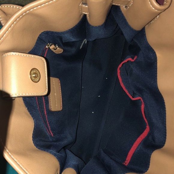 Tommy Hilfiger blue and red striped tote bag - Picture 3 of 5